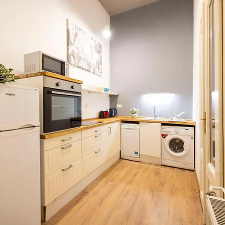 Cozy & Nostalgic Budapest Style Apartment In The Center Zewnętrze zdjęcie