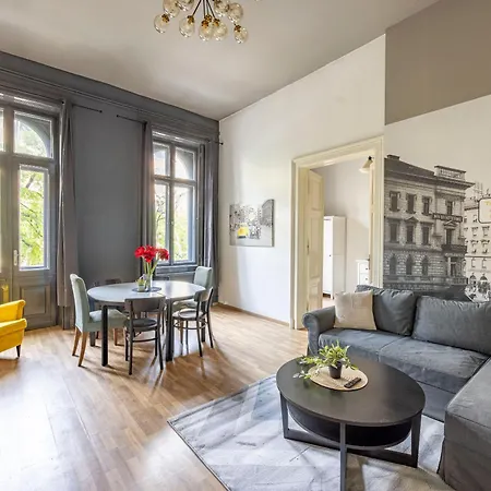 Cozy & Nostalgic Budapest Style Apartment In The Center Zewnętrze zdjęcie
